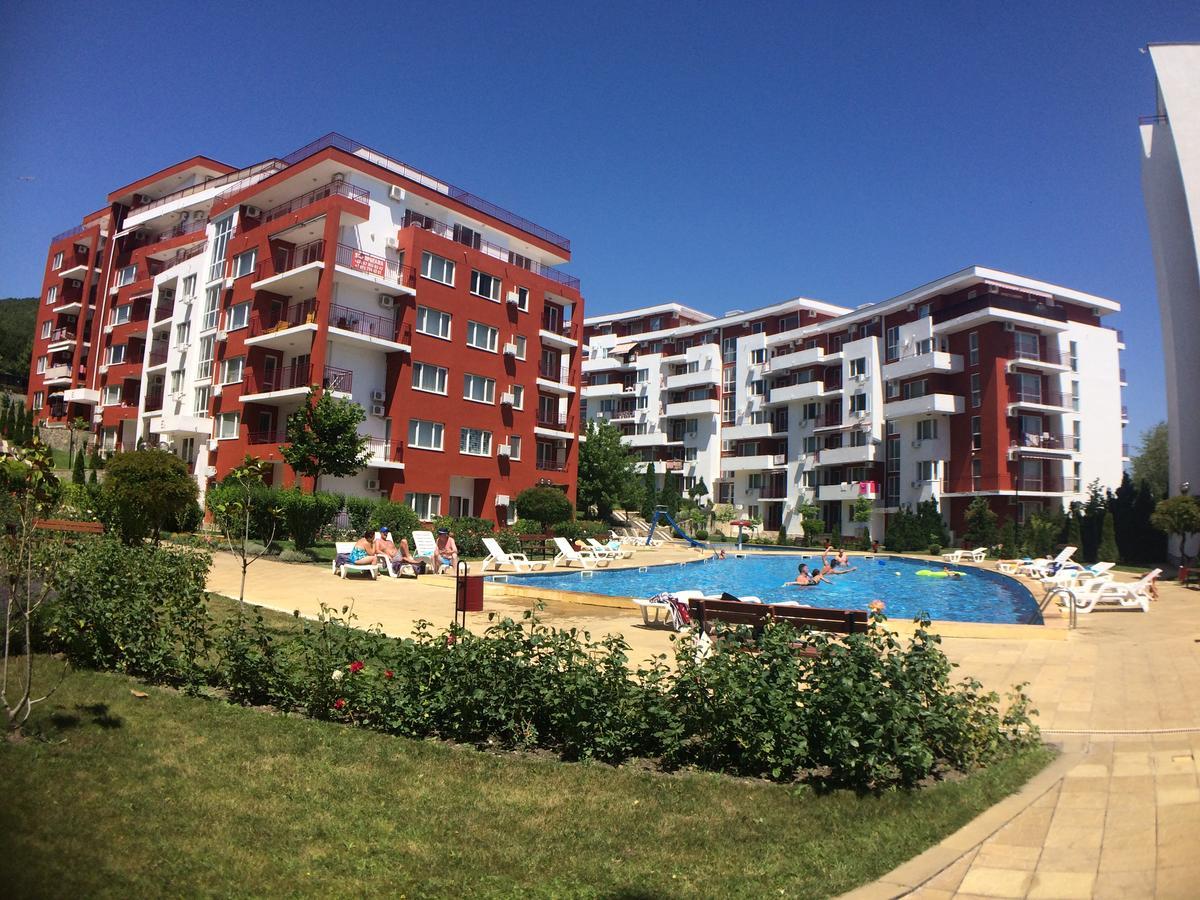 Marina Panorama Grand Resort Private Apartments Свети Влас Екстериор снимка